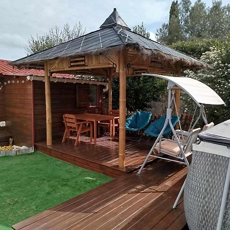 Le Chalet Des Dany Saint-Mamert-du-Gard Kültér fotó