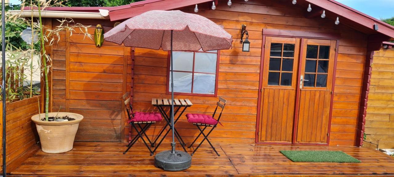 Le Chalet Des Dany Saint-Mamert-du-Gard Kültér fotó